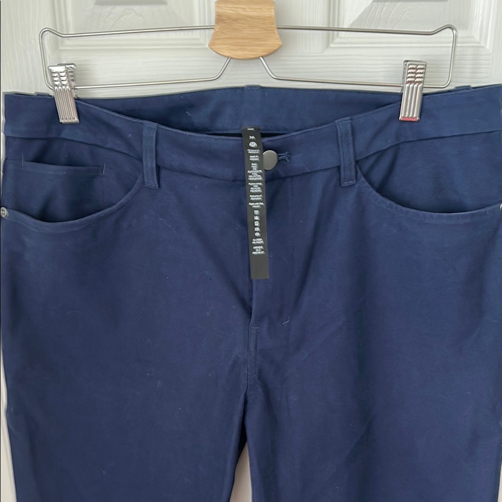 Lululemon ABC S34 Navy Blue Pants